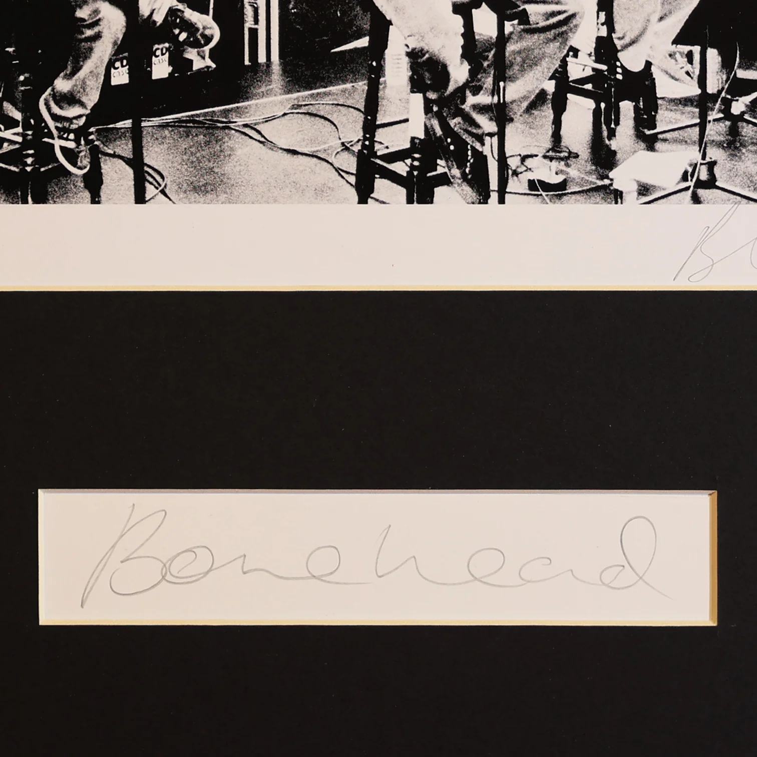 Bonehead signed Oasis live At The Virgin Megastore - New Item - Image 2