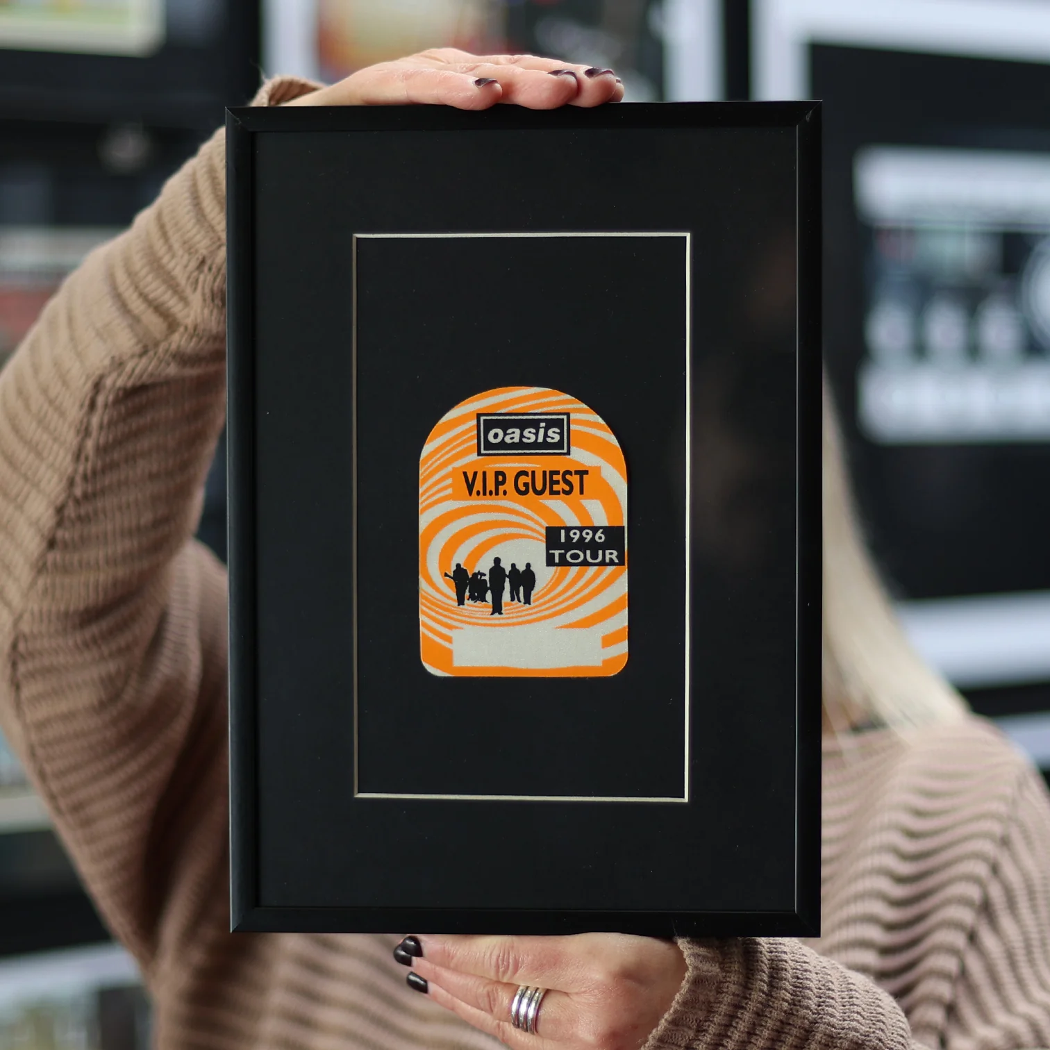 Oasis 1996 VIP Tour Pass Framed - New Item - Image 3