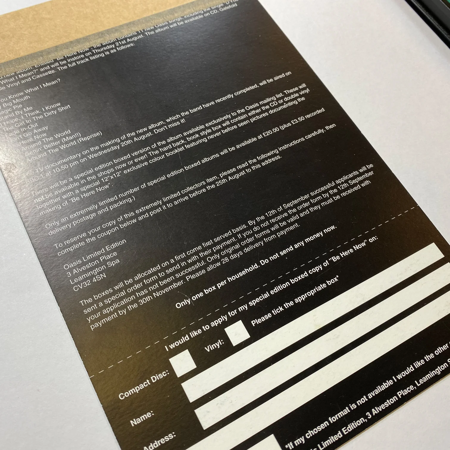 Oasis Be Here Now Fanclub Boxset Application Postcard - New Item - Image 2