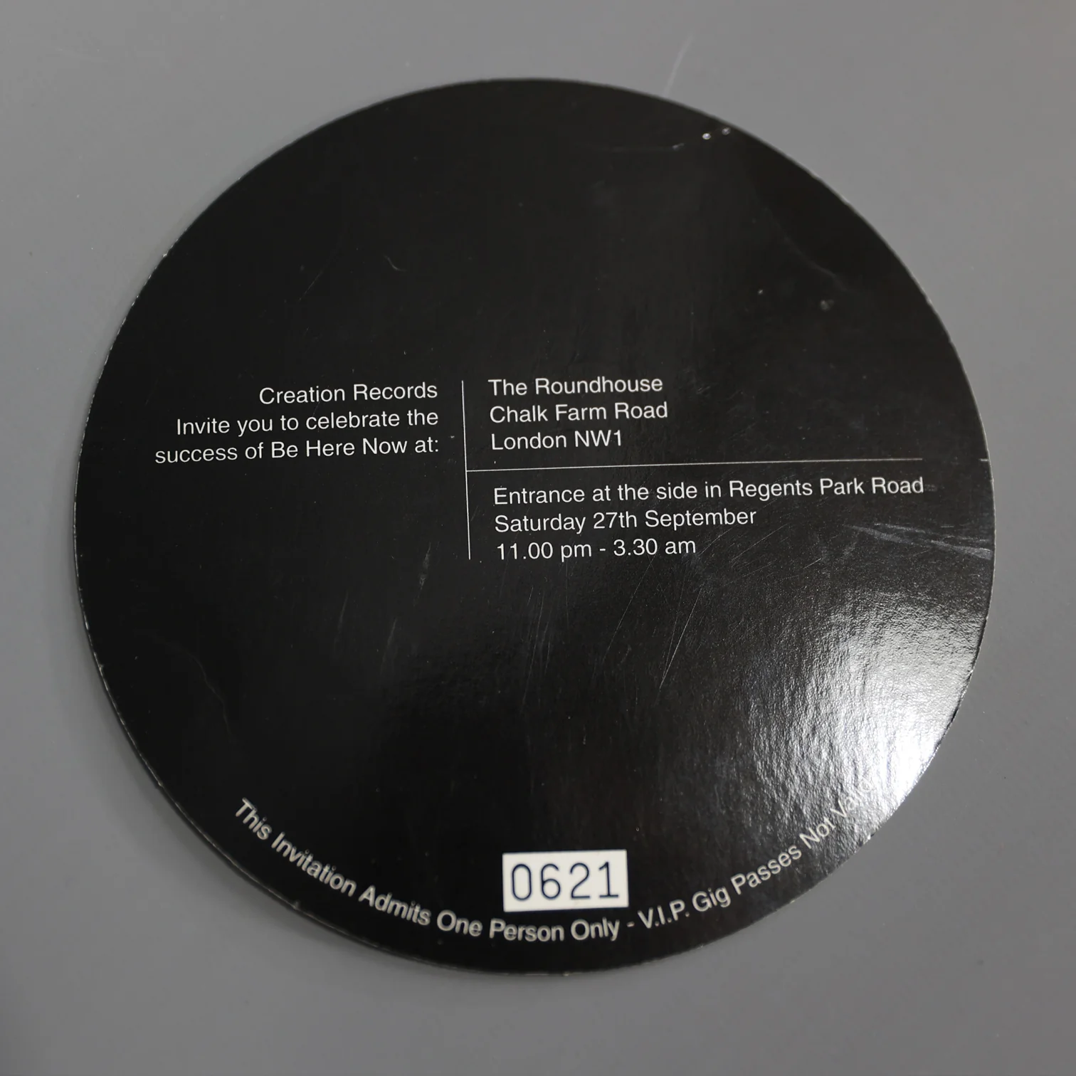 Oasis - Be Here Now - Launch Party Official Invite - 1997 Original - New Item - Image 2