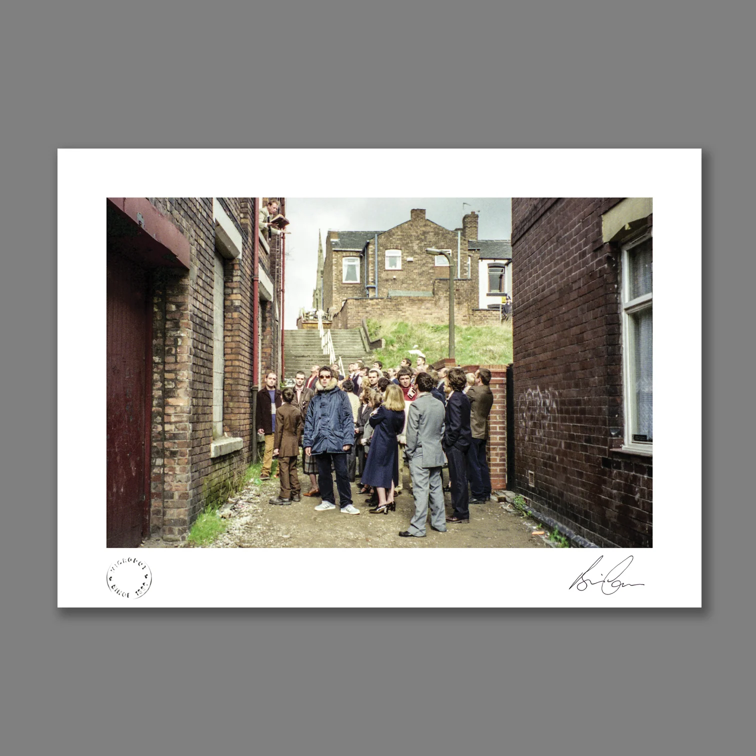 Oasis - D'You Know What I Mean? sleeve session out-take print - Image 5