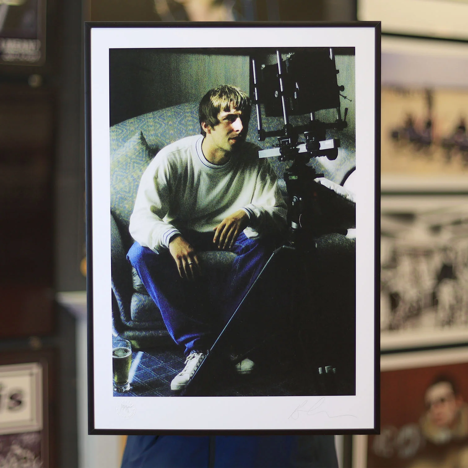 Oasis - Liam Being Photographed For Morning Glory Inner