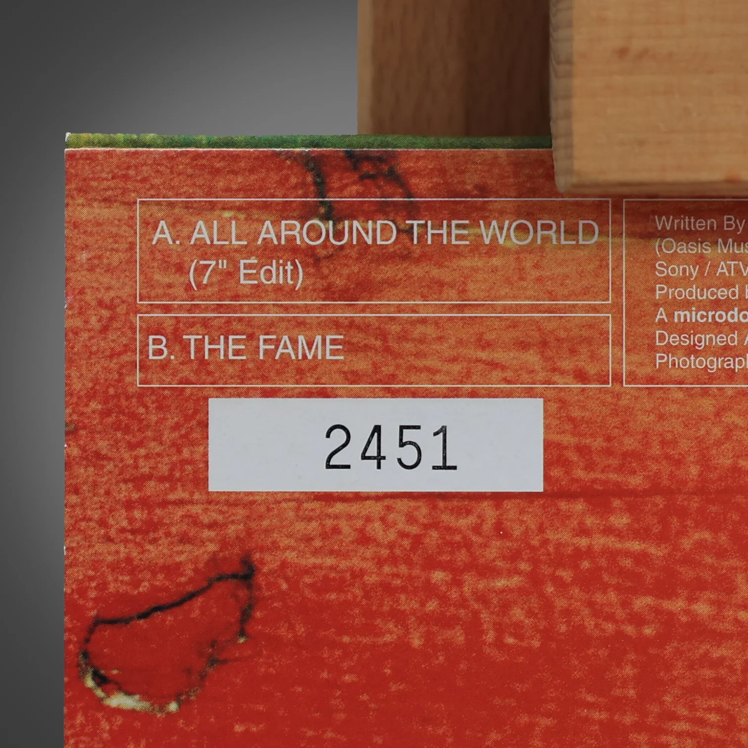 Oasis - UNPLAYED All Around The World - First Pressing - 7 Inch Vinyl - New Item - Image 2