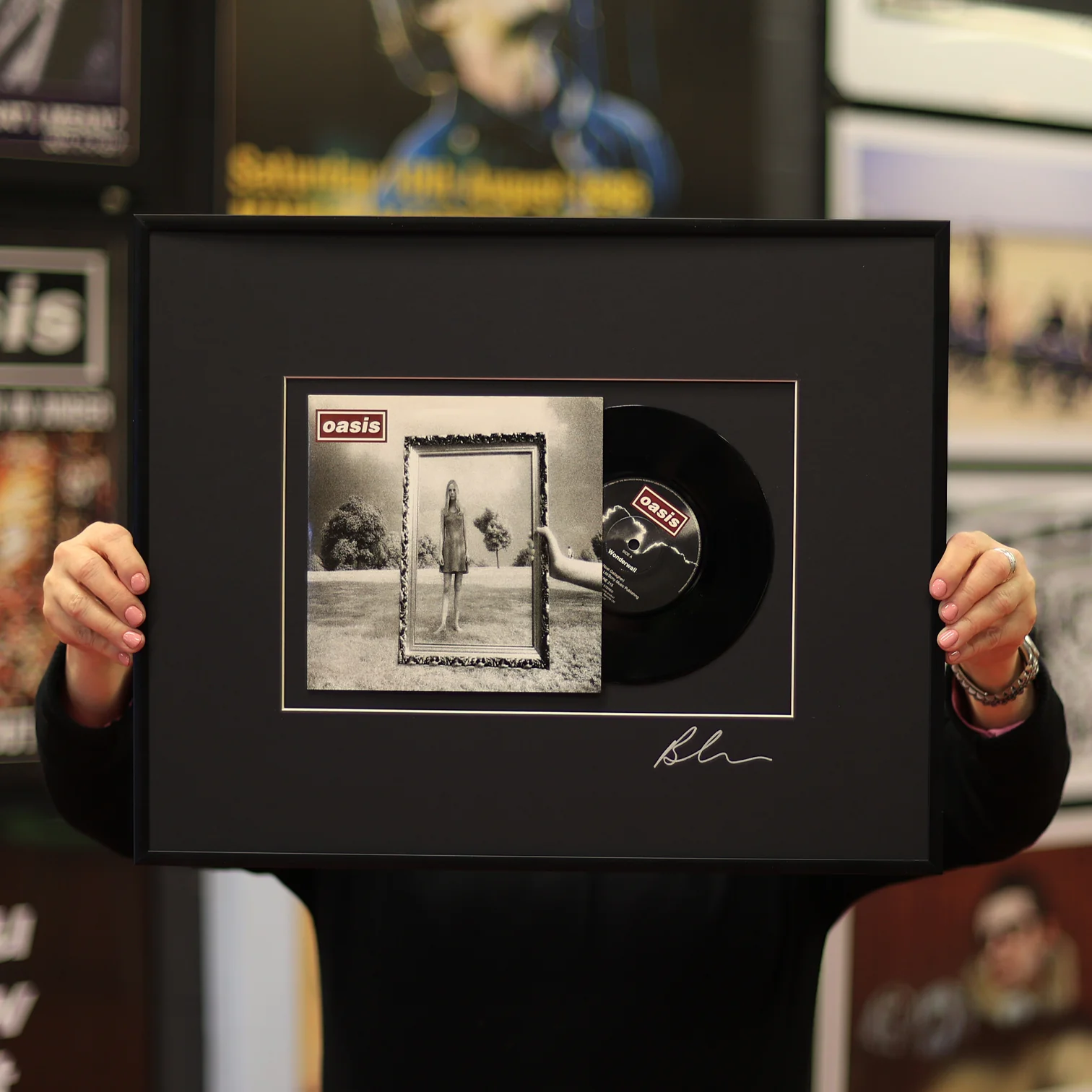 Oasis - Wonderwall - Framed 7 inch Vinyl - New Item - Image 2